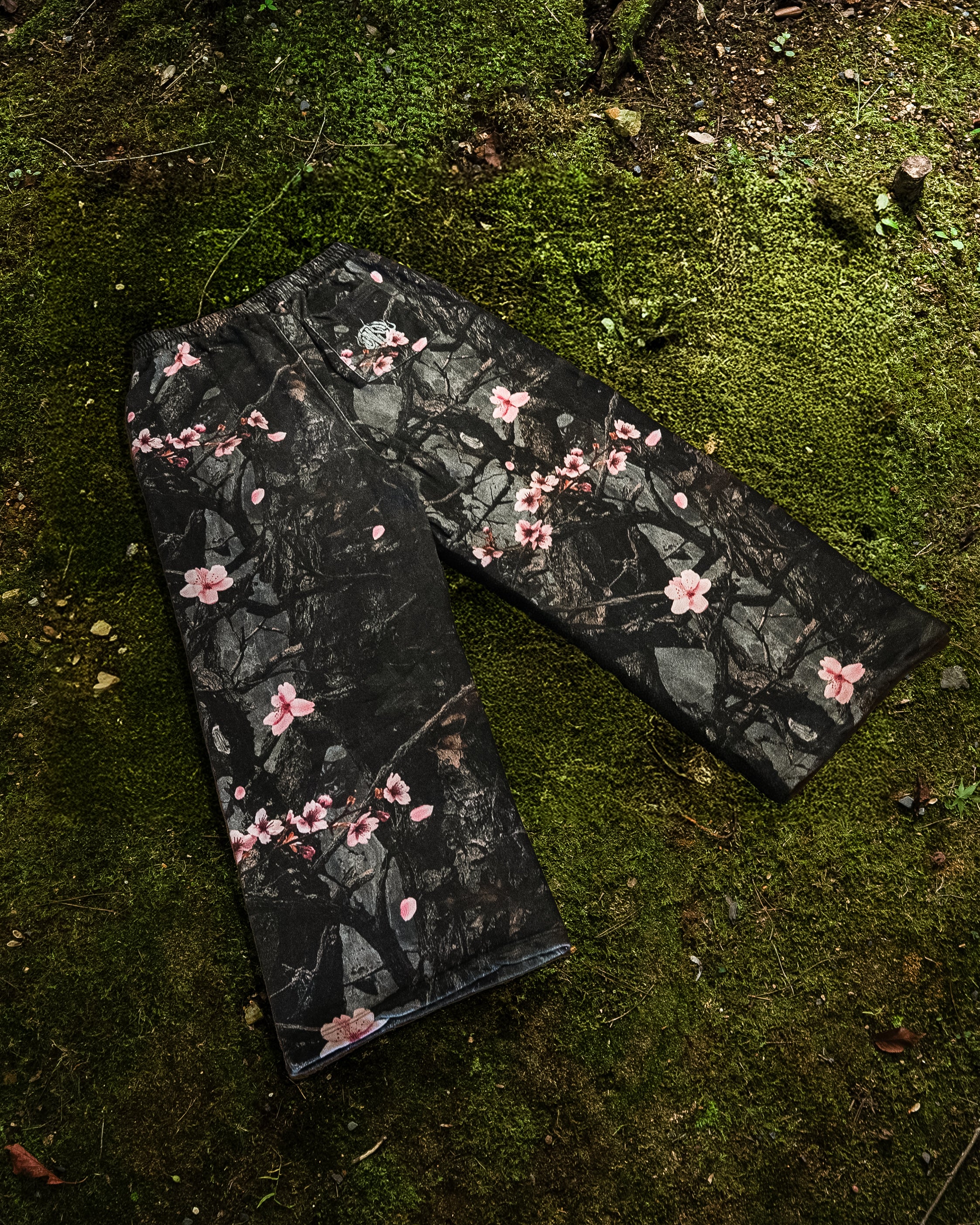 cherry blossom 様 Cherry Blossom Love-ship: adidas Originals celebrates with the ZX